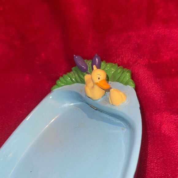 Vintage Disney Pooh Sunshine and Showers Soap Dish Bathroom Decor - Picture 7 of 7